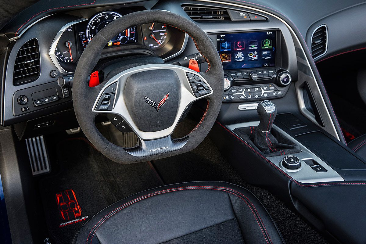 2018 Chevrolet Corvette Grand Sport Interior